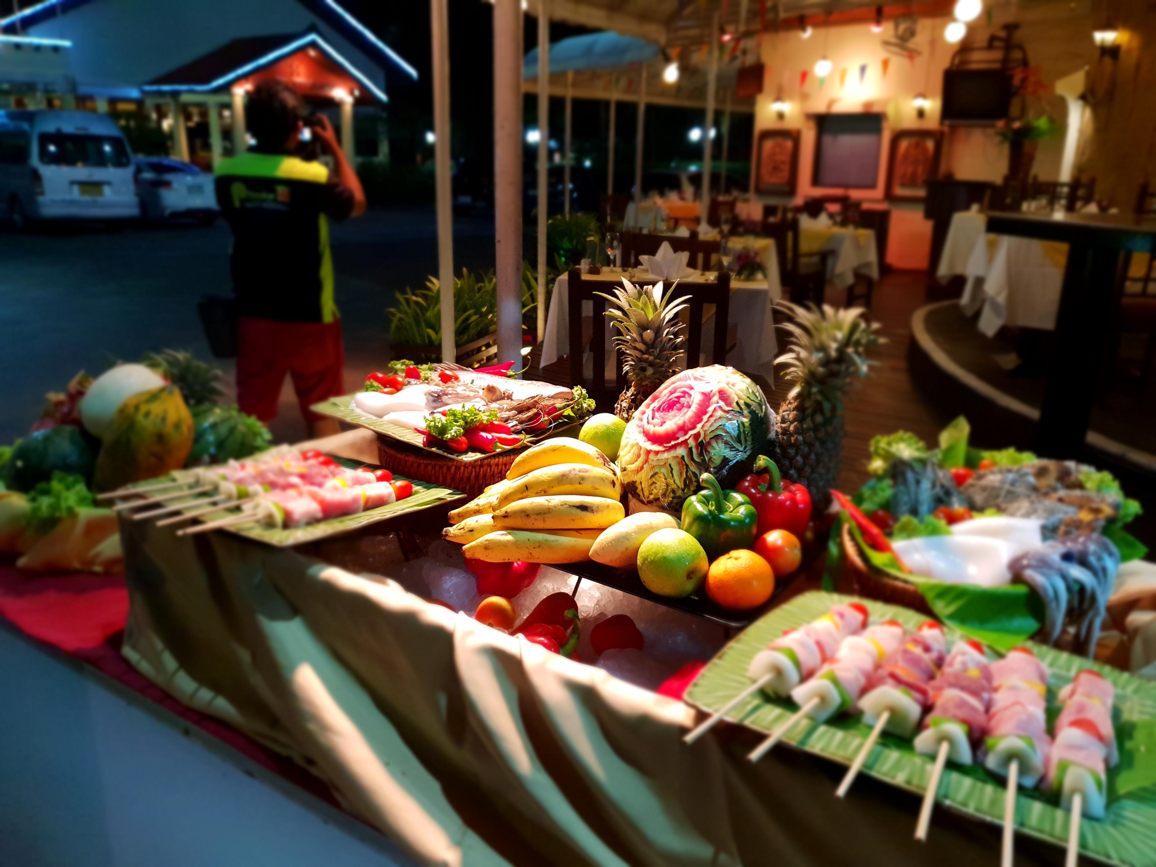 Hyton Leelavadee Hotel Phuket Exterior foto
