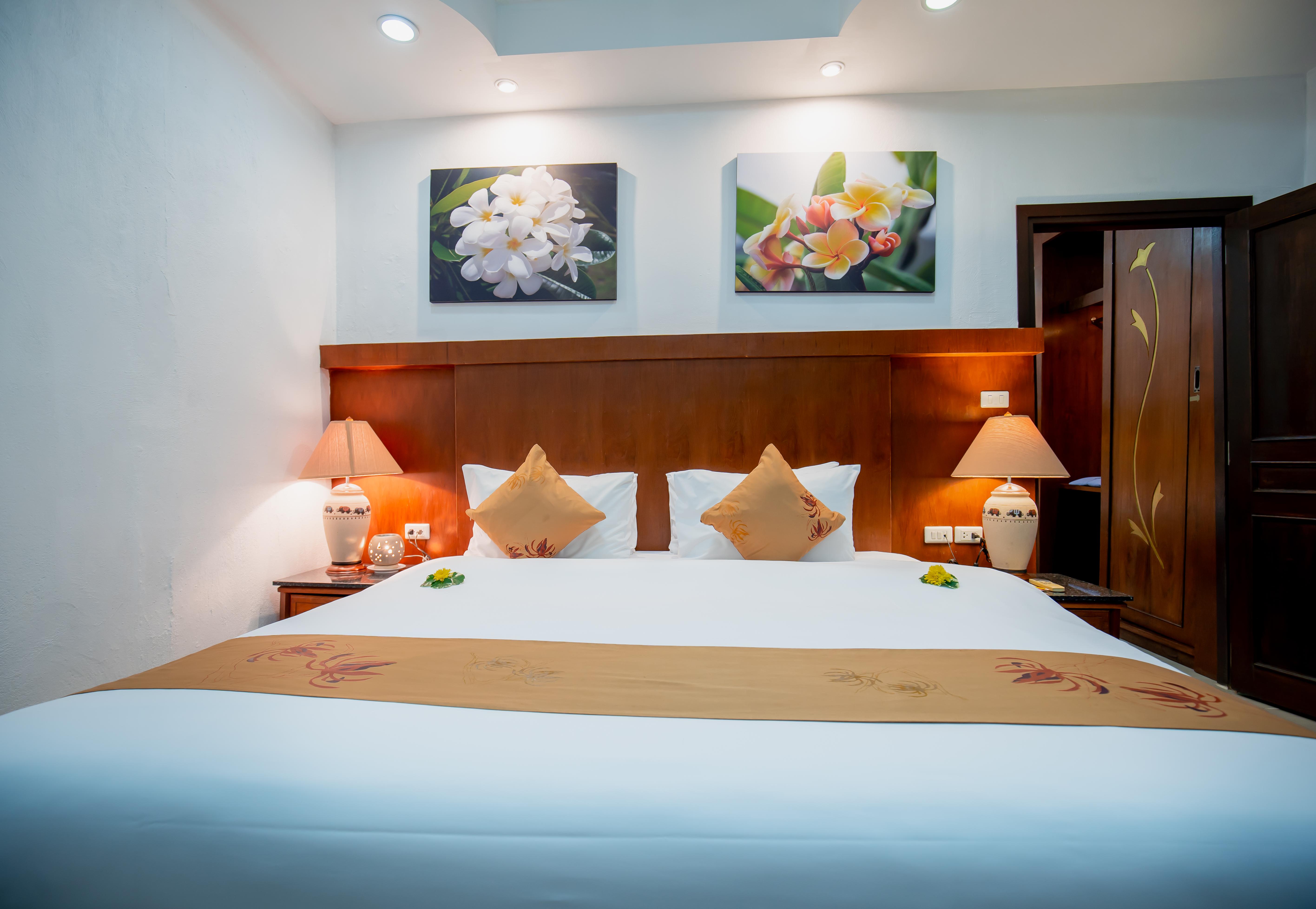 Hyton Leelavadee Hotel Phuket Exterior foto
