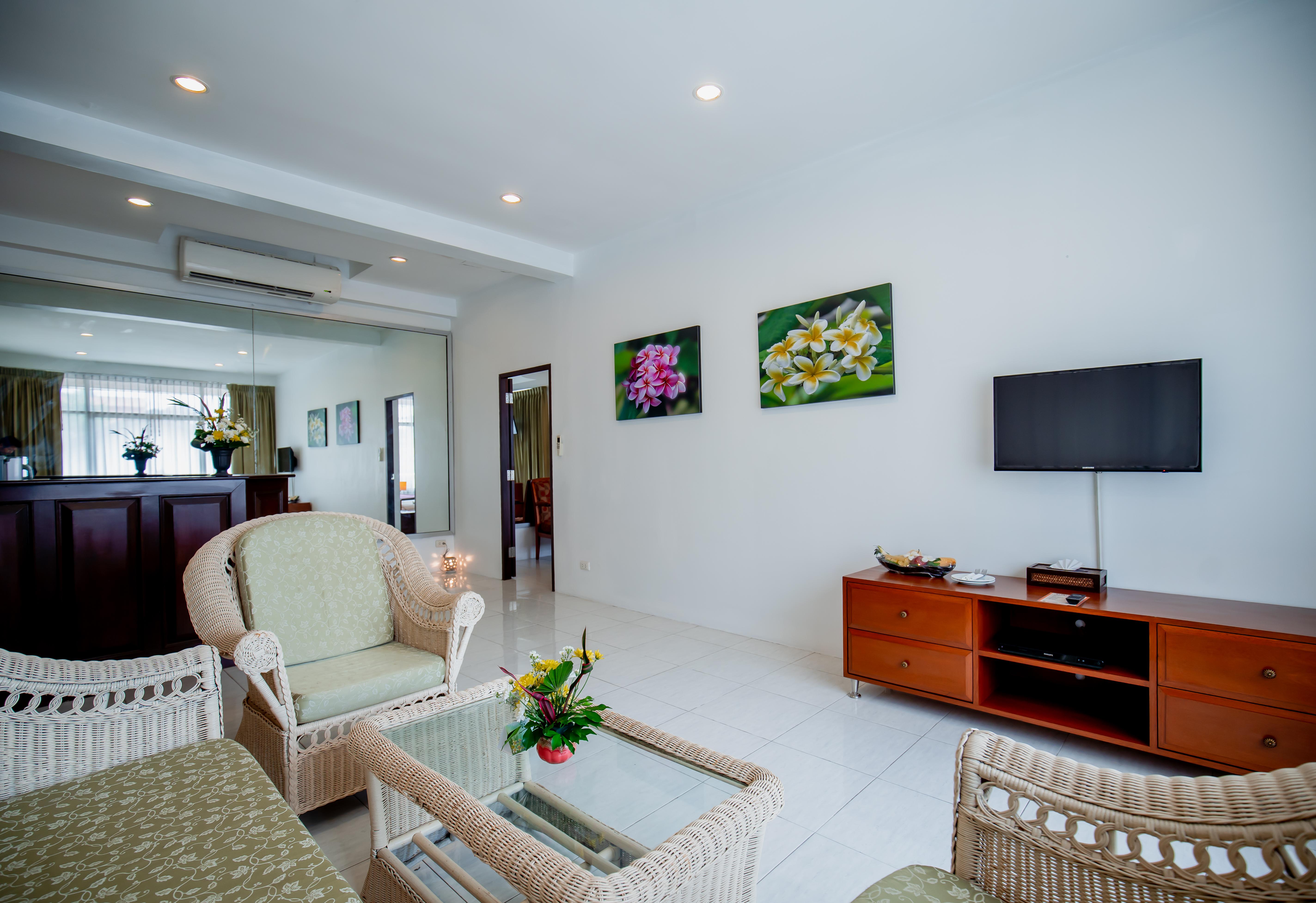 Hyton Leelavadee Hotel Phuket Exterior foto