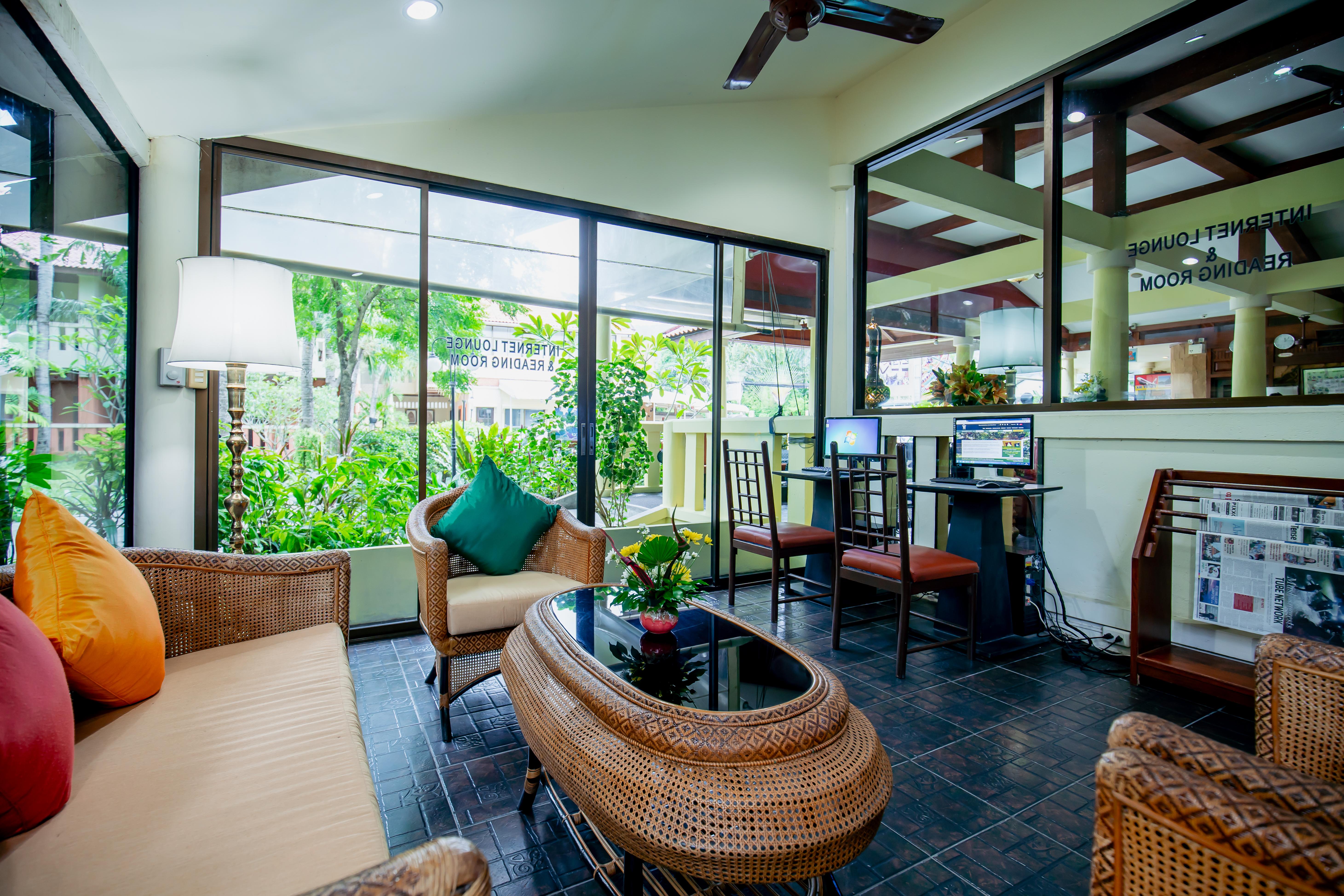 Hyton Leelavadee Hotel Phuket Exterior foto