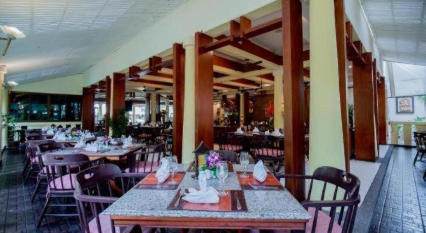 Hyton Leelavadee Hotel Phuket Exterior foto
