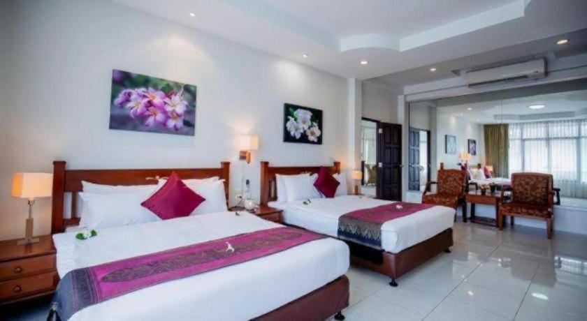Hyton Leelavadee Hotel Phuket Exterior foto