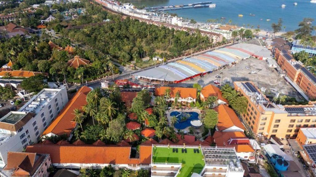 Hyton Leelavadee Hotel Phuket Exterior foto